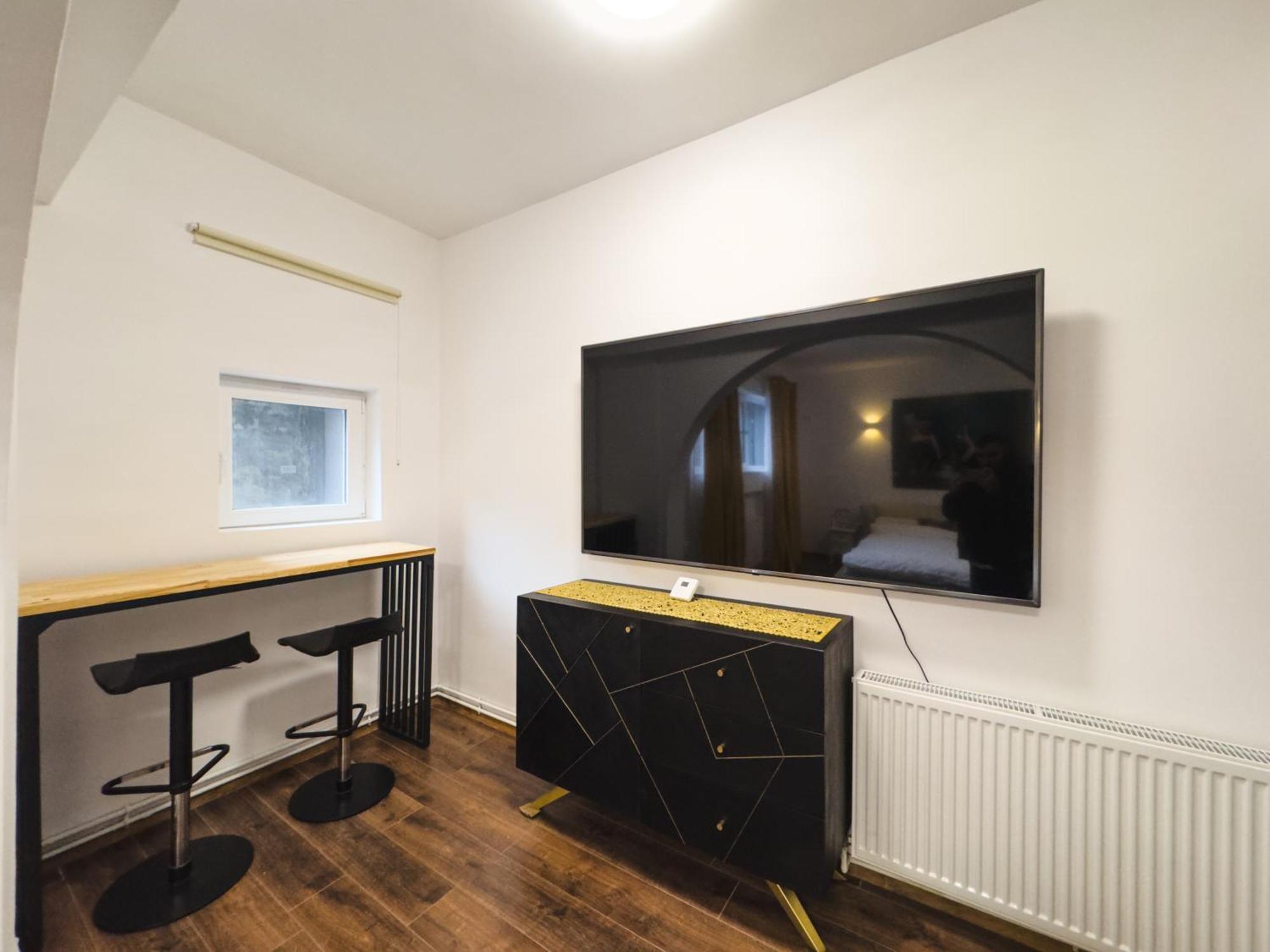Loving Downtown Studio By Chr Luxury Property Boekarest Buitenkant foto